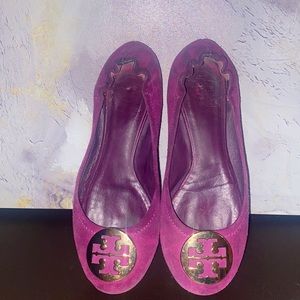 Tory Burch 💜purple 💜suede flats size 6